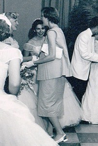 1950s maternity clothes