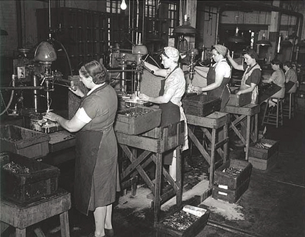 Factory girls during world war ii