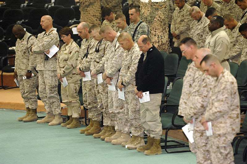 SECNAV prayers with Marines and Sailors at Fallujah in 2006