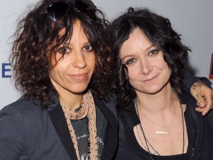 Sara Gilbert And Linda Perry