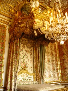 versailles-queen-room-1