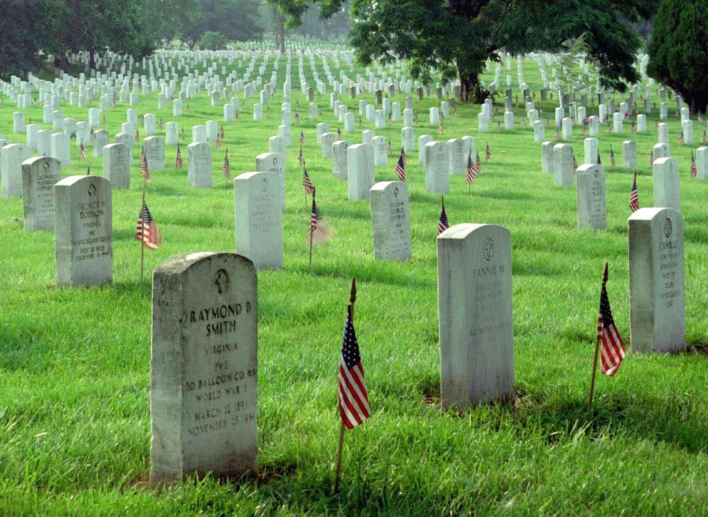 Memorial_Day_at_Arlington_National_Cemetery