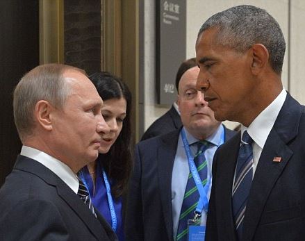 Obama Putin staredown