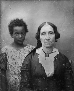 white-woman-and-slave-confederacy